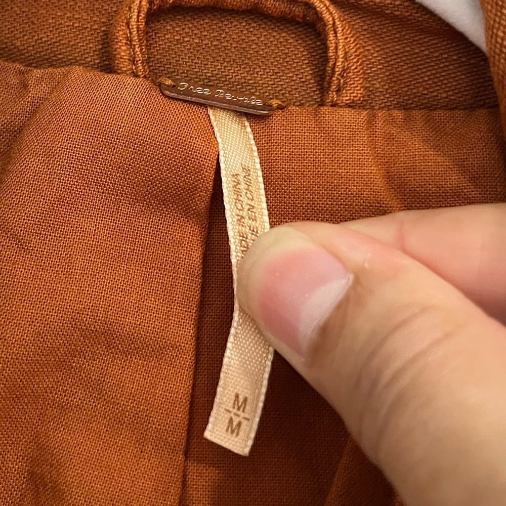 Free People‎ Burnt Orange Cropped Studded Military Jacket Sz. M - Picture 5 of 10